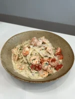 Creamy Pasta with Garlic & Prawns