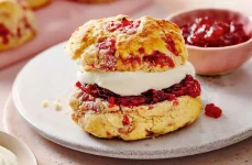 Raspberry-scones.webp