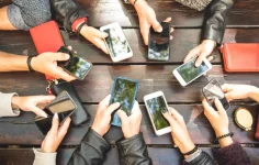 antisocial-socialmedia.webp