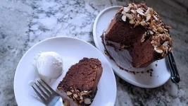 Chocolate Almond Crunch Cake