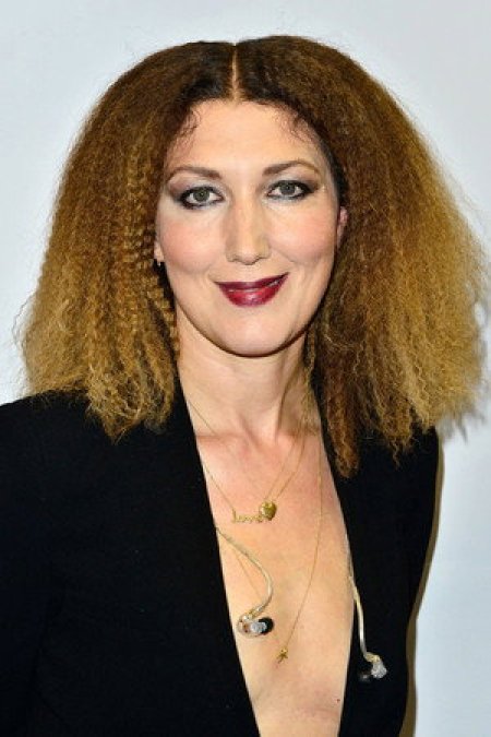 Claudia Sarne
