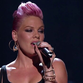 P!nk & Nate Ruess - Just Give Me A Reason (Live)
