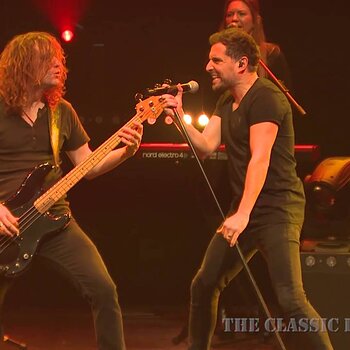 Meat Loaf "Bat Out of Hell" performed by The Classic Rock Show