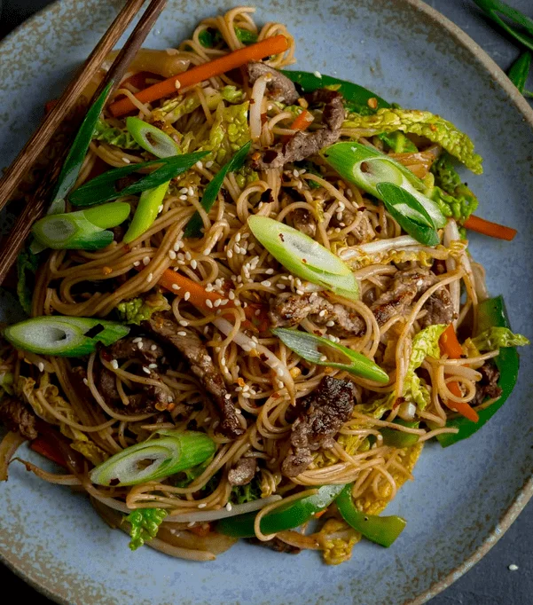 beefchowmein.webp