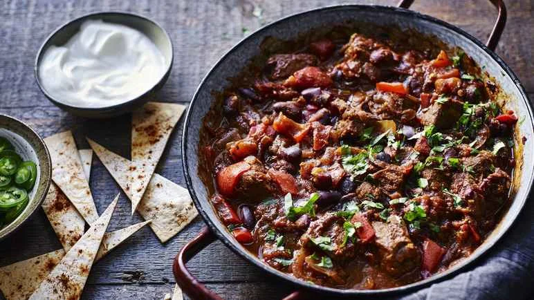 LOW_20COOKER_20BEEF_20CHILLI-1.webp