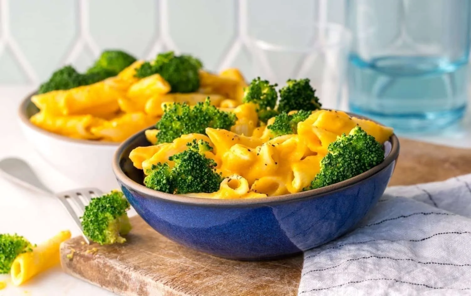 ‘Free’-Mac-n-Cheese-With-Broccoli.webp